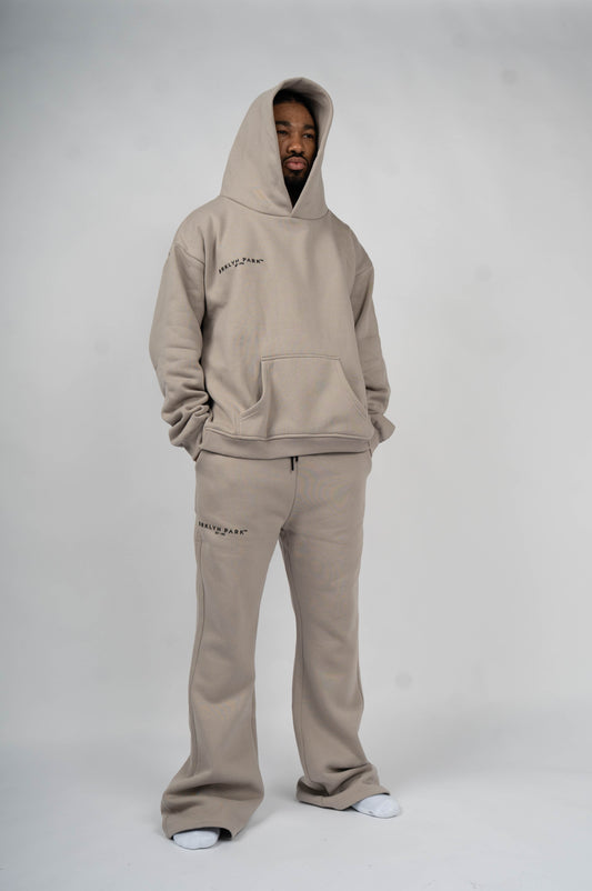 Essence Fleece Sweatpants